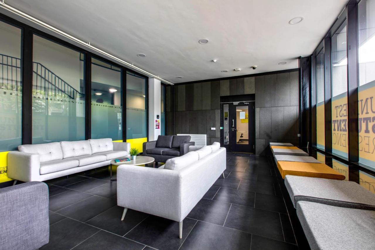 Yugo Explore - Broadstone Hall Dublin Exterior photo