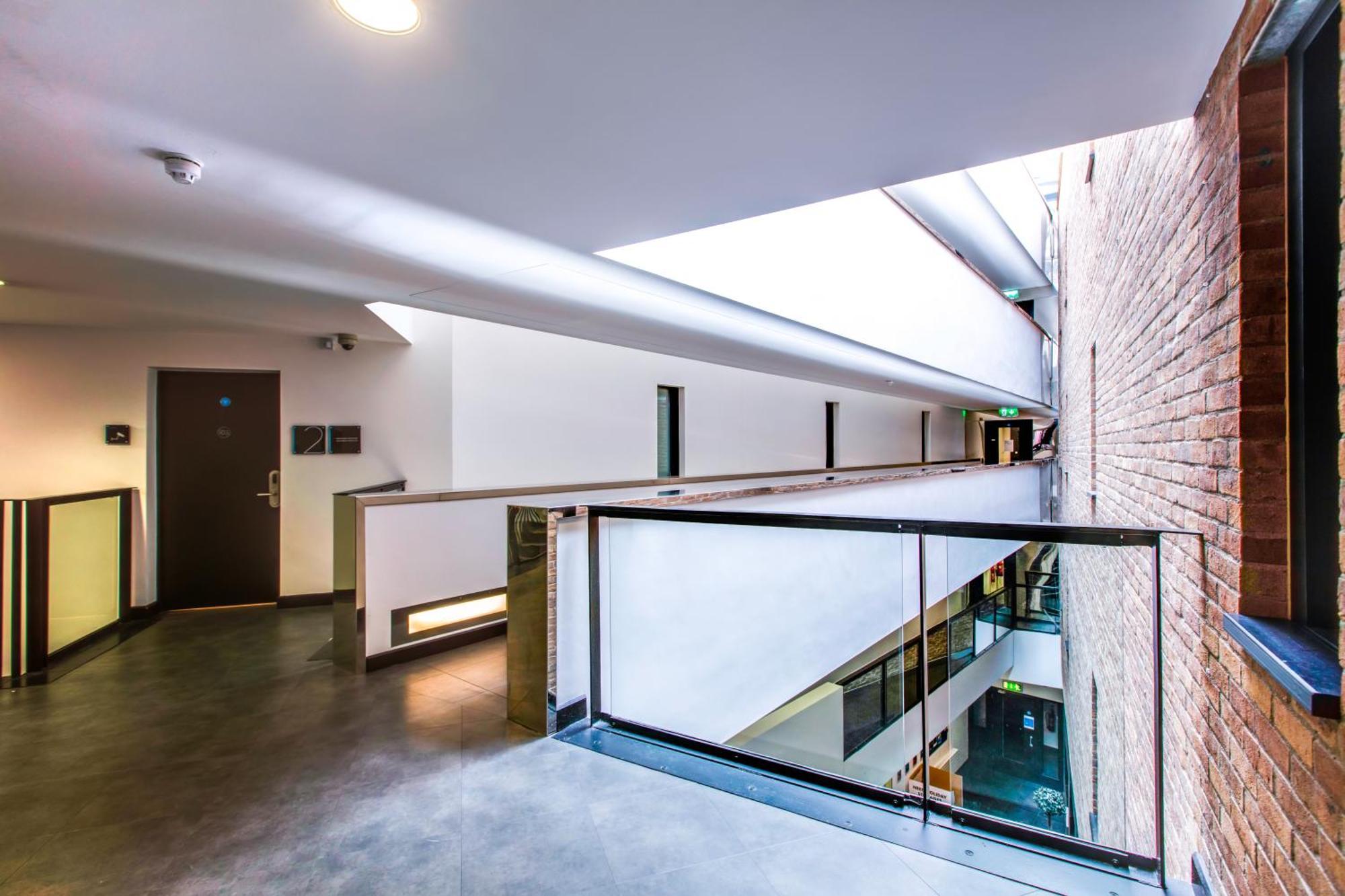 Yugo Explore - Broadstone Hall Dublin Exterior photo