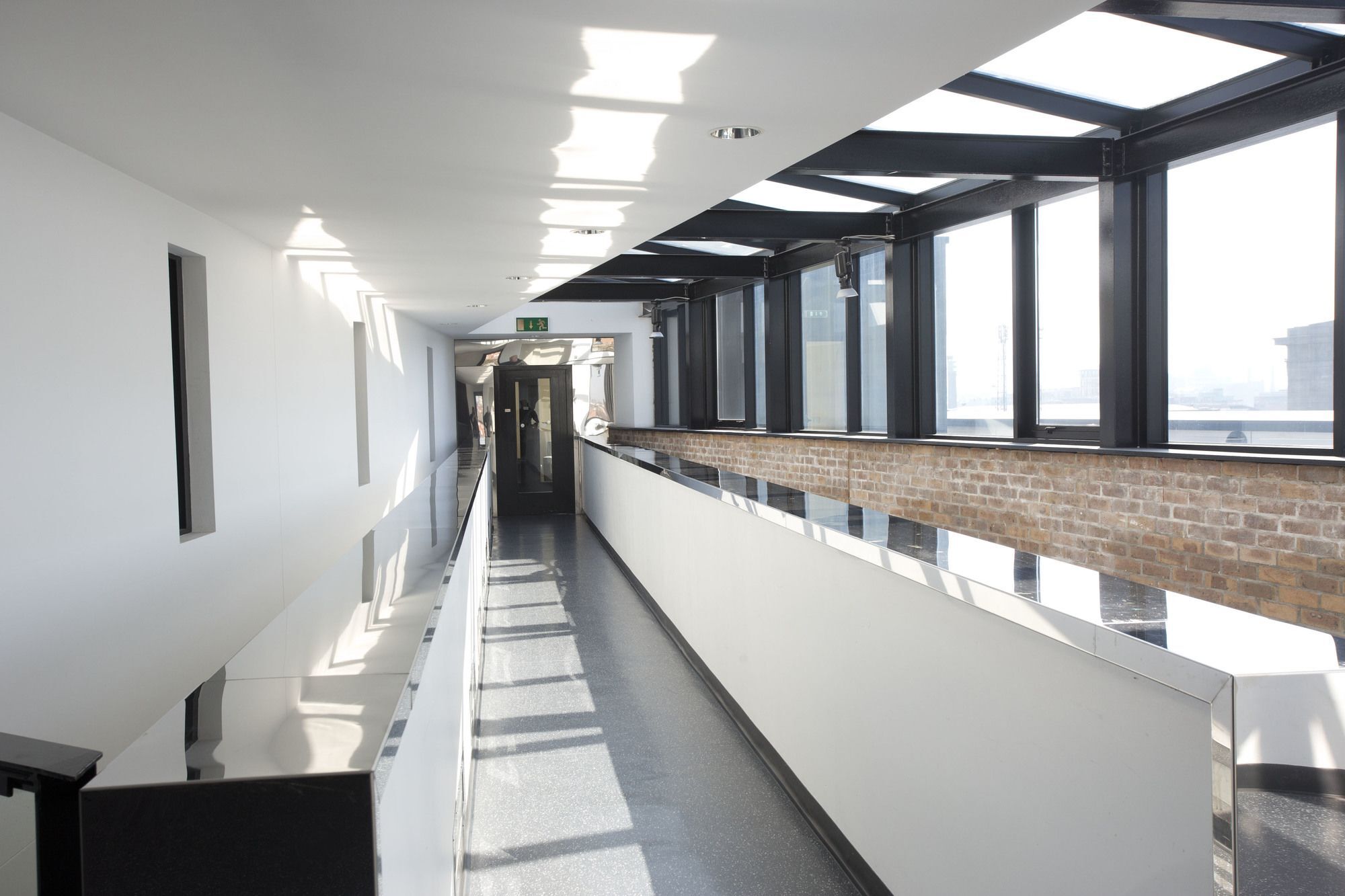 Yugo Explore - Broadstone Hall Dublin Exterior photo