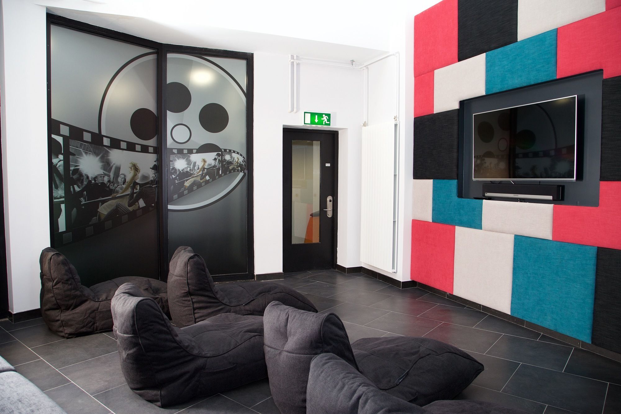 Yugo Explore - Broadstone Hall Dublin Exterior photo